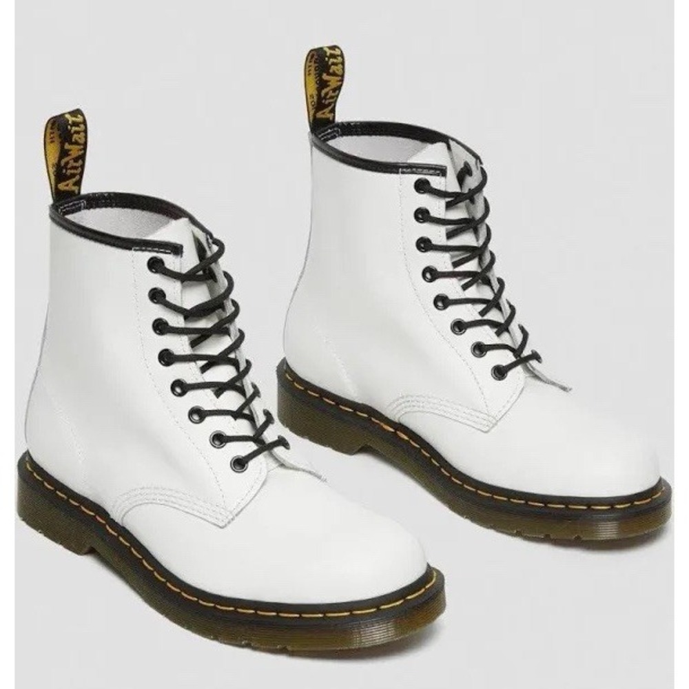 Dr. Marten 1460 Smooth Leather Lace Up Boots‎ White Smooth